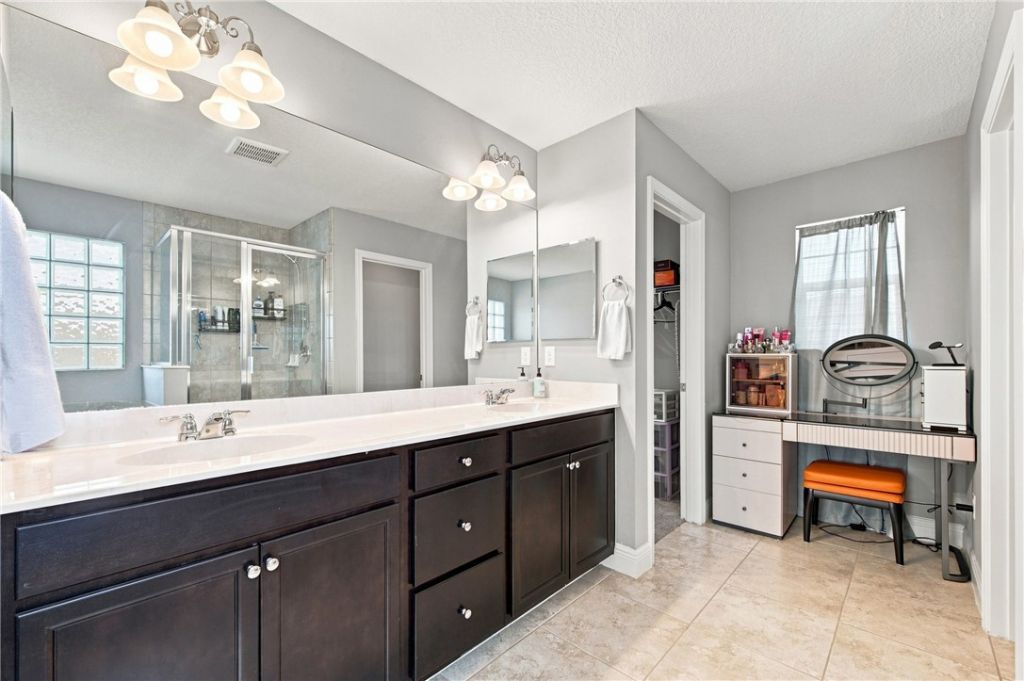 404 Seafoam Circle, Fort Pierce, FL 34945 Photo
