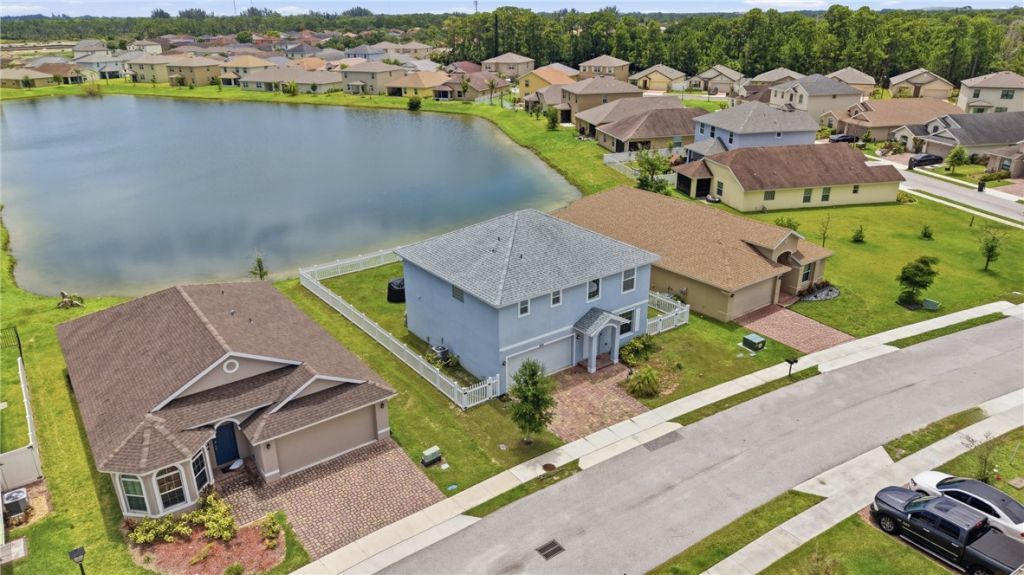 404 Seafoam Circle, Fort Pierce, FL 34945 Photo