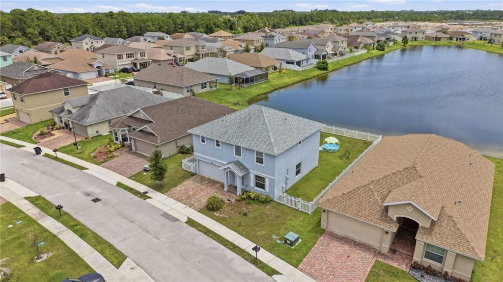 404 Seafoam Circle, Fort Pierce, FL 34945 Photo
