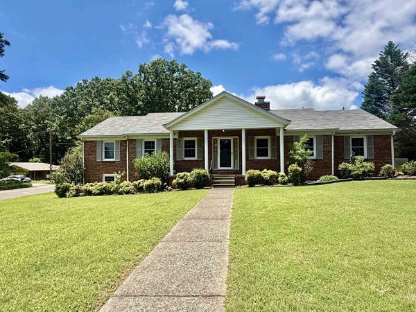 2701 Milford St, Florence, AL 35630