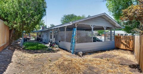 1090 Kings Row, Reno, NV 89503 Photo