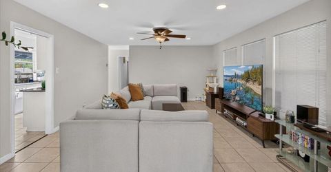 1090 Kings Row, Reno, NV 89503 Photo
