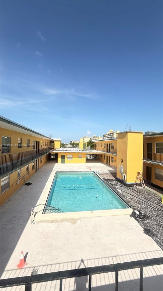 1975 NE 135th St, Unit 3F, North Miami, FL 33181 Photo