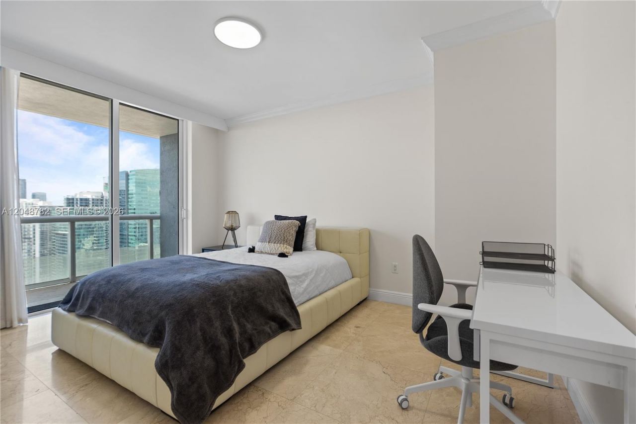 50 Biscayne Blvd, Unit 5210, Miami, FL 33132 Photo