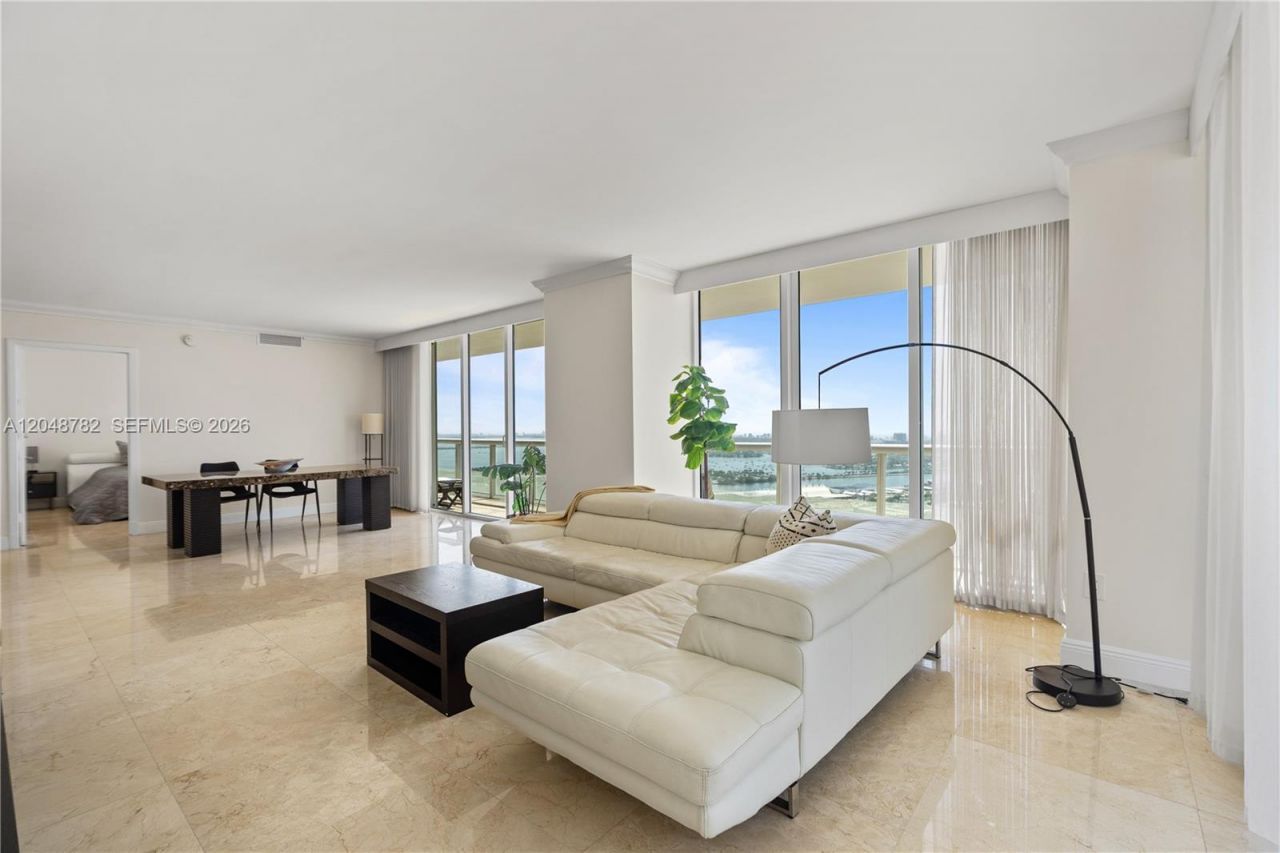 50 Biscayne Blvd, Unit 5210, Miami, FL 33132 Photo
