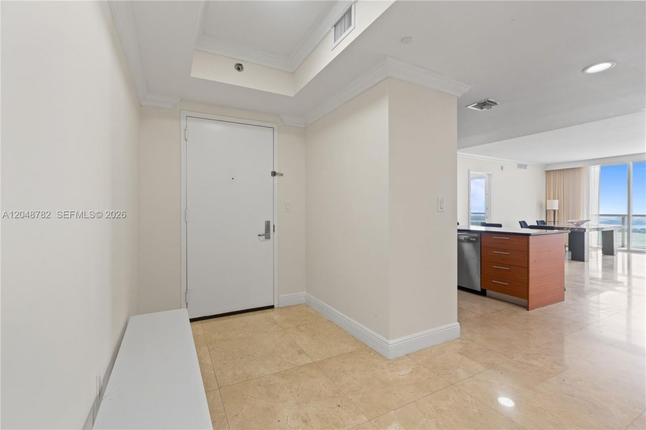 50 Biscayne Blvd, Unit 5210, Miami, FL 33132 Photo
