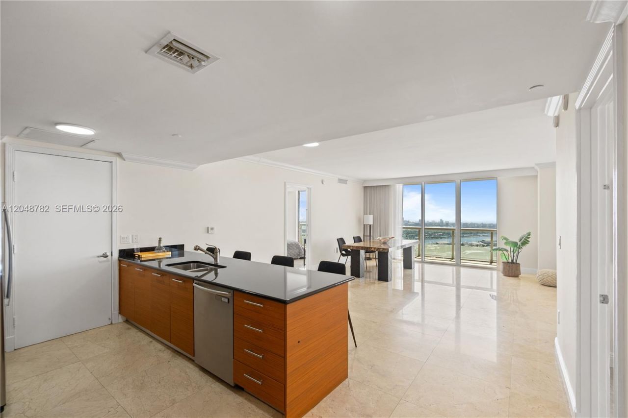 50 Biscayne Blvd, Unit 5210, Miami, FL 33132 Photo