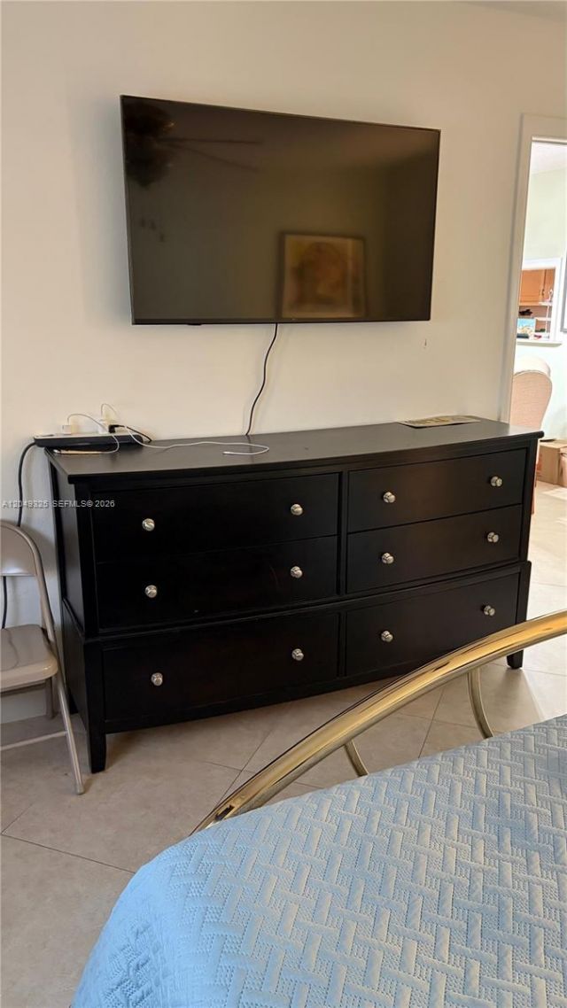 3940 NW 42nd Ave , Unit 313, Lauderdale Lakes, FL 33319 Photo