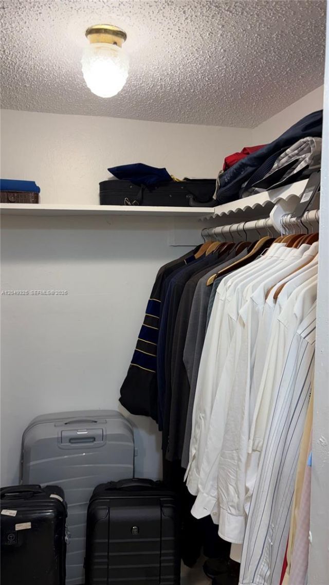 3940 NW 42nd Ave , Unit 313, Lauderdale Lakes, FL 33319 Photo