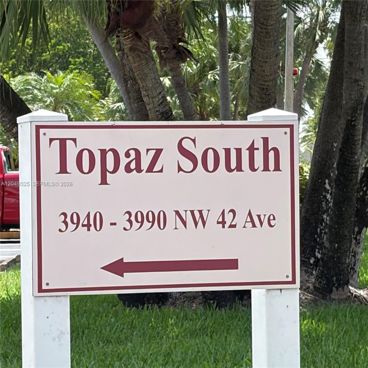 3940 NW 42nd Ave , Unit 313, Lauderdale Lakes, FL 33319 Photo