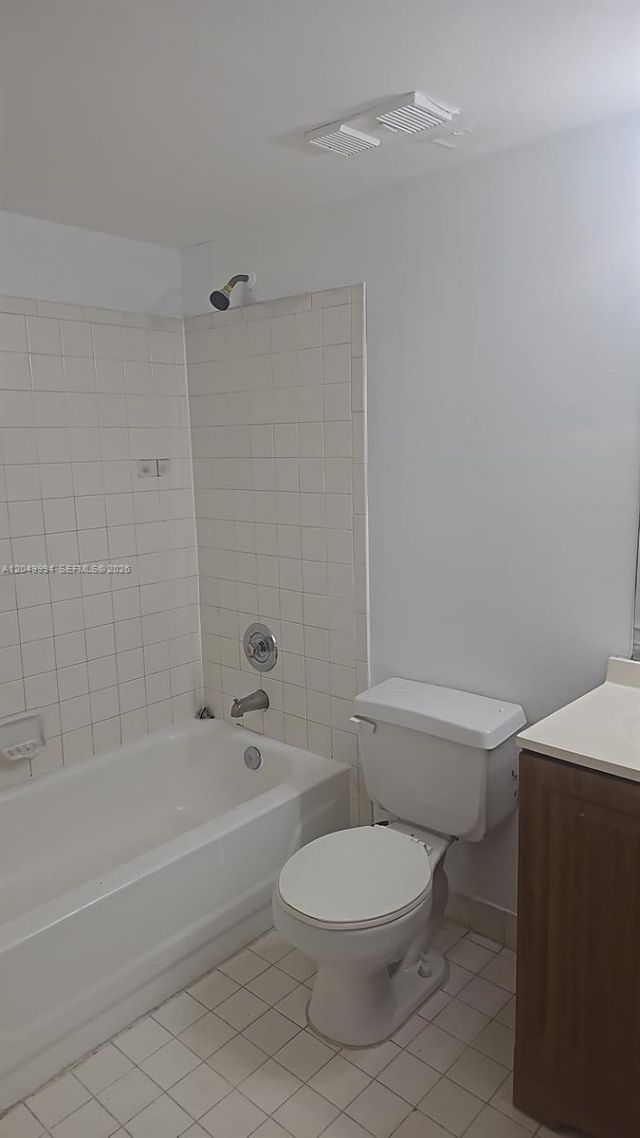9022 NW 28th Dr , Unit 2-202, Coral Springs, FL 33065 Photo
