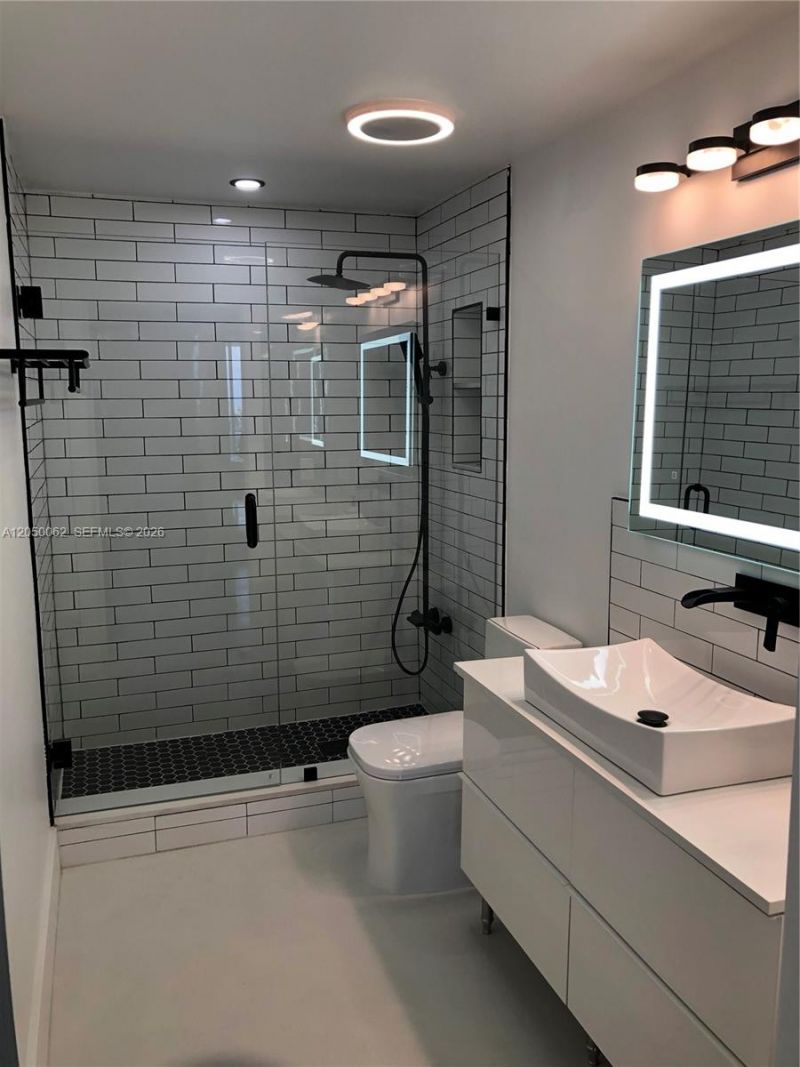 5077 NW 7th St , Unit 801, Miami, FL 33126 Photo