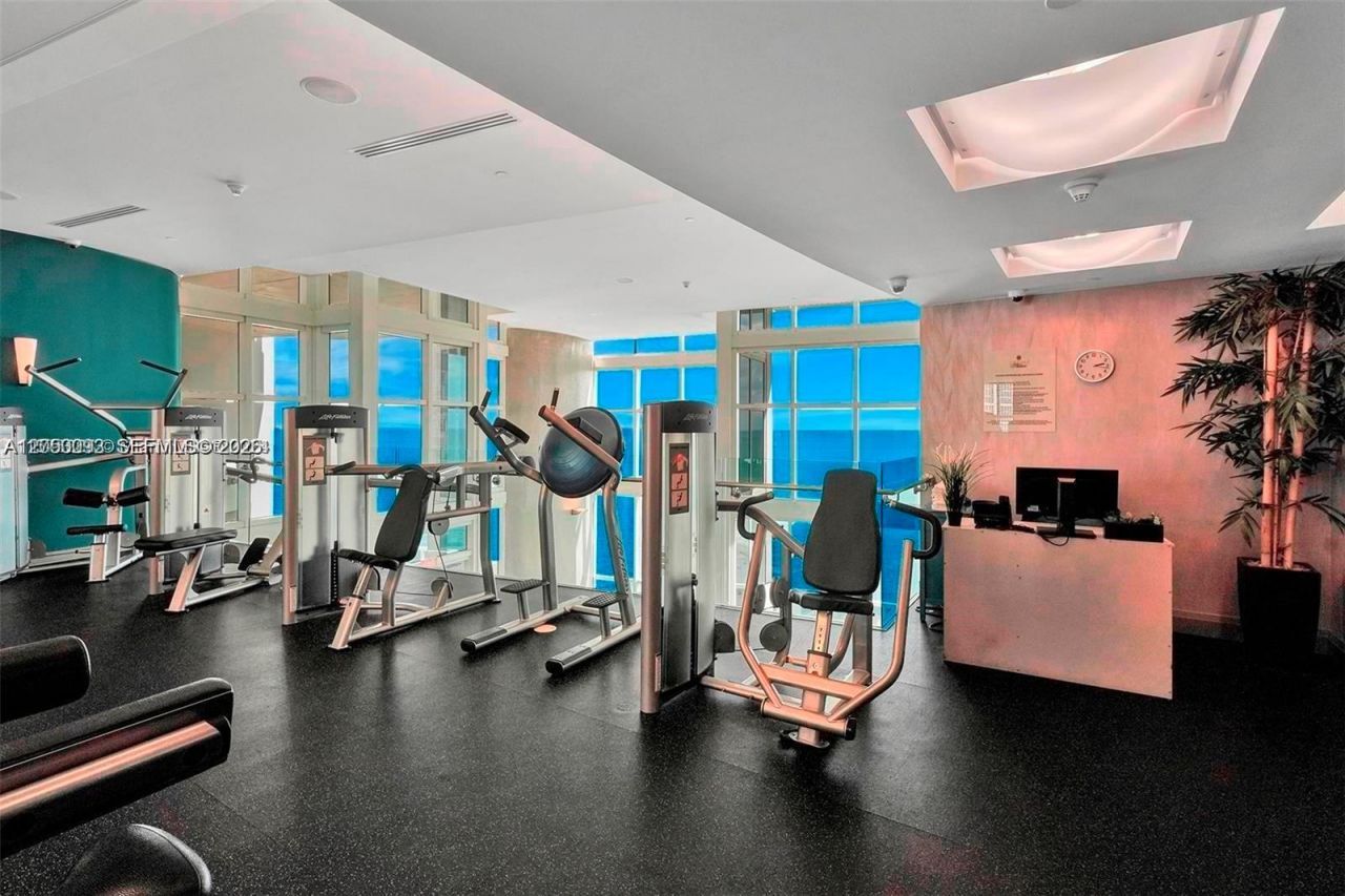 18101 Collins Ave , Unit 1105, Sunny Isles Beach, FL 33160 Photo