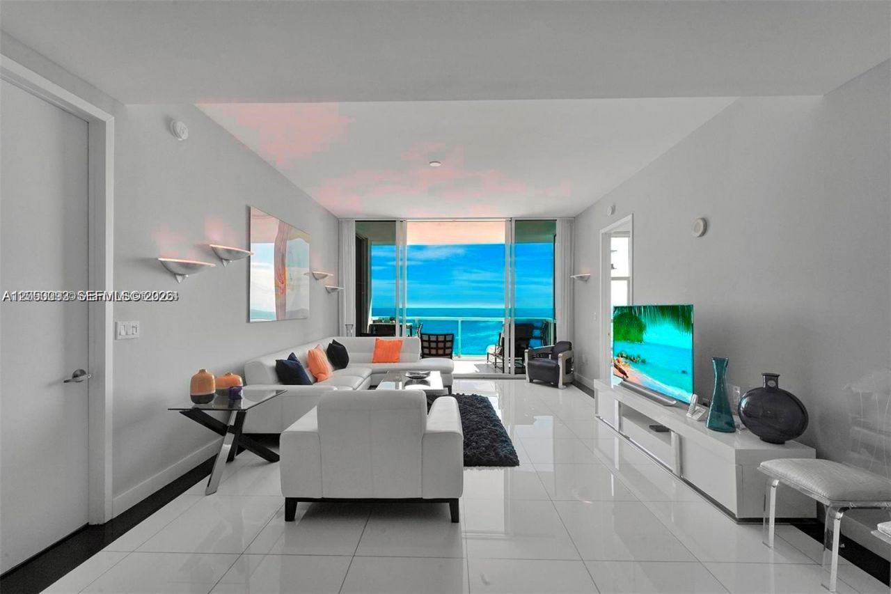 18101 Collins Ave , Unit 1105, Sunny Isles Beach, FL 33160 Photo