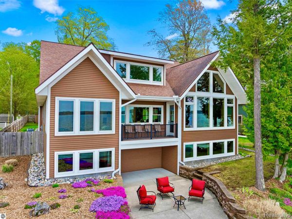 4805 E Shore Drive NE, Coldsprings Township, Mi 49646