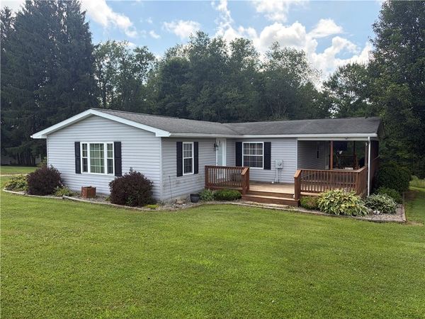 429 S Foster, Jackson Center, PA 16133