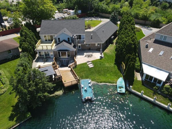 9682 Reding Circle , Des Plaines, IL 60016