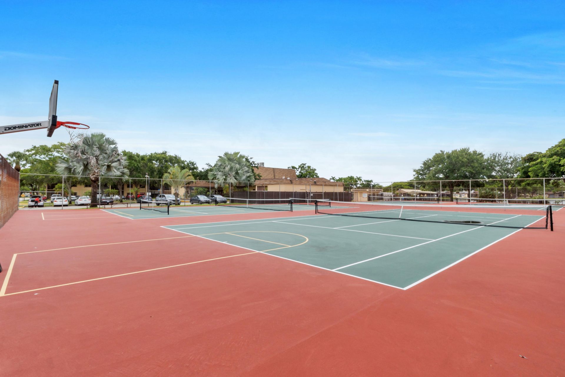 301 Cambridge Road, Unit 202, Hollywood, FL 33024 Photo