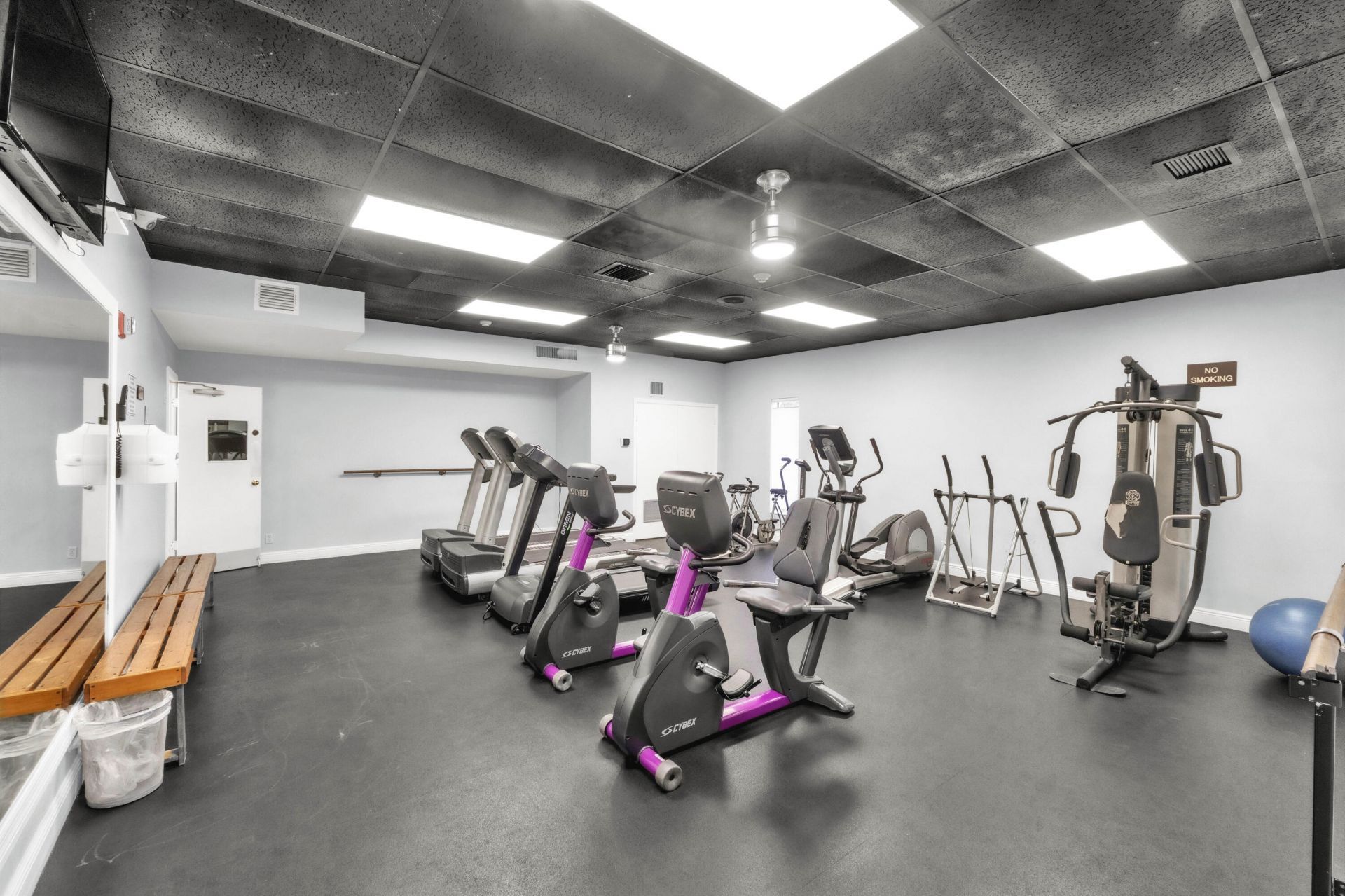 301 Cambridge Road, Unit 202, Hollywood, FL 33024 Photo