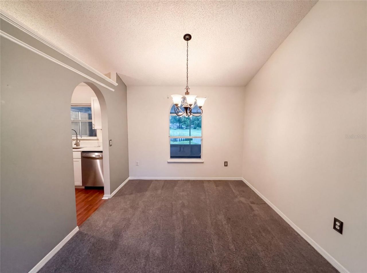29 Valencia Circle , Debary, FL 32713 Photo