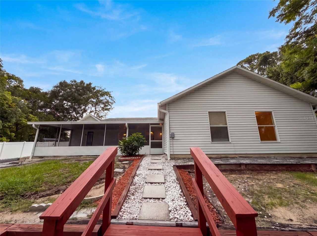 29 Valencia Circle , Debary, FL 32713 Photo