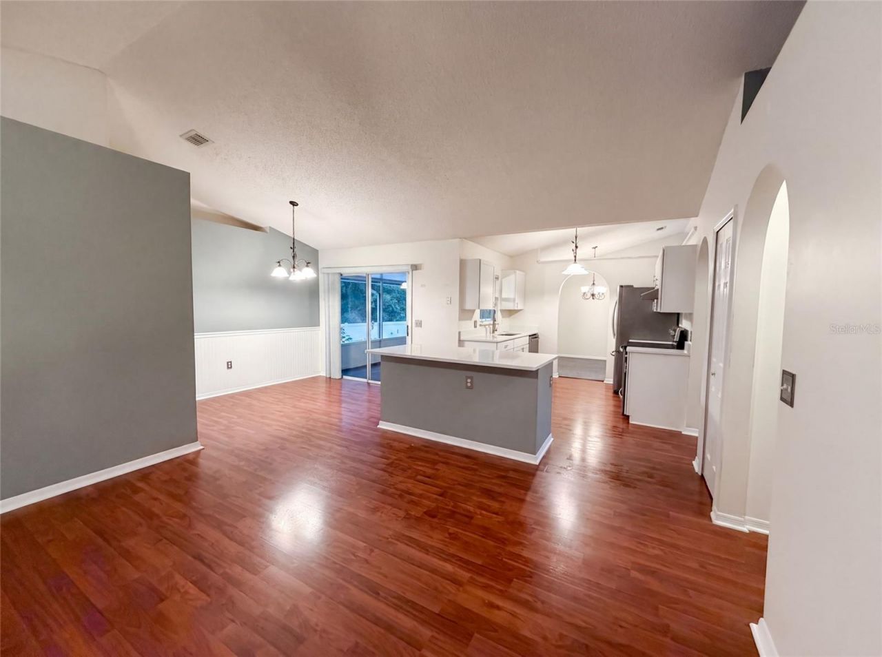 29 Valencia Circle , Debary, FL 32713 Photo