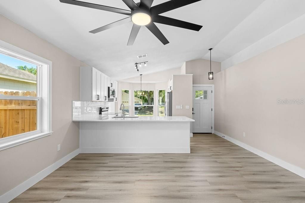 6330 Ruthie Drive , Orlando, FL 32818 Photo