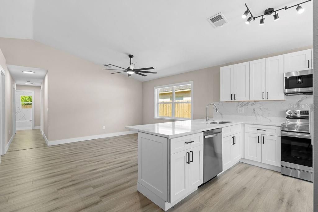 6330 Ruthie Drive , Orlando, FL 32818 Photo