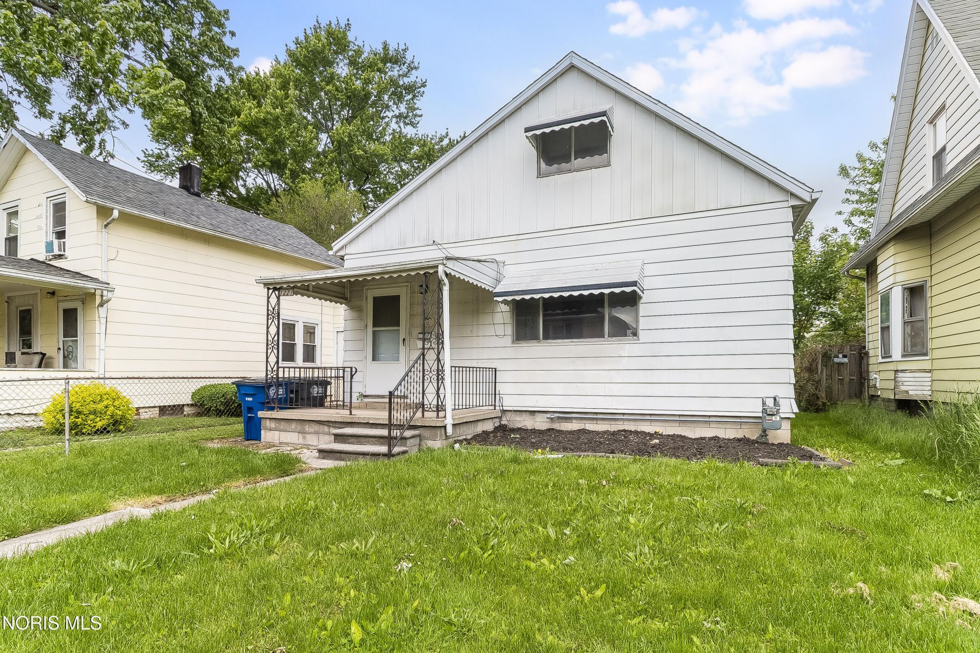 1221 Greenwood Avenue, Toledo, OH 43605 Main Photo