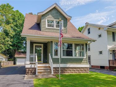 210 Laurelton Road, Rochester, NY 14609