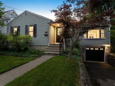 141 Edgehill Road, Syracuse, NY 13224