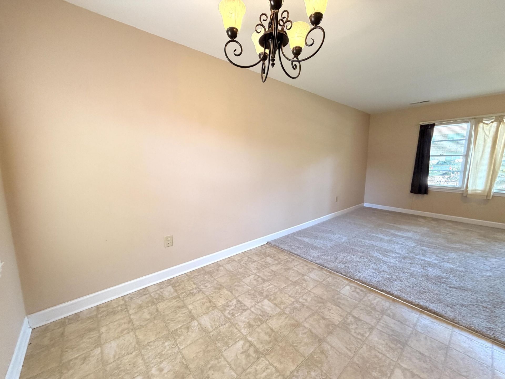 639 Windermere Boulevard Photo 6