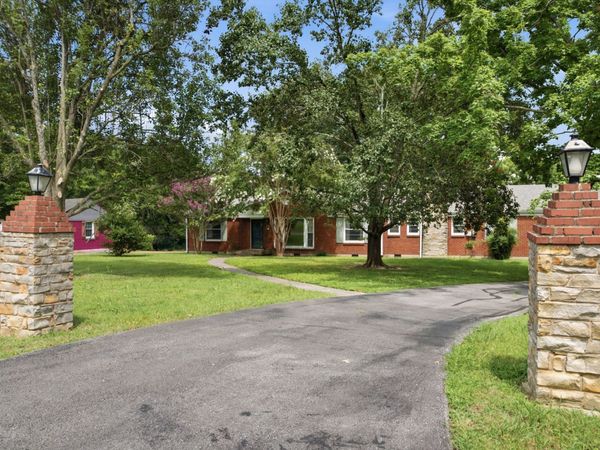 502 N Marthona Rd , Madison, TN 37115