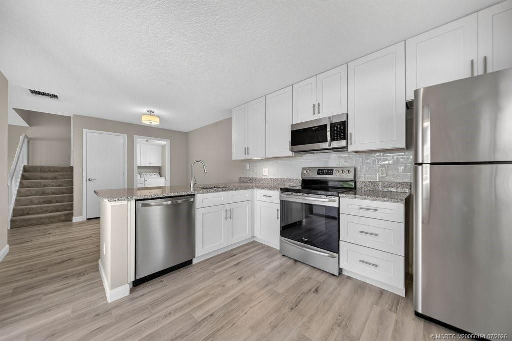 2848 SW Lakemont Place, Palm City, FL 34990 Photo