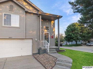 18847 Jacobs Circle, Omaha, NE 68135