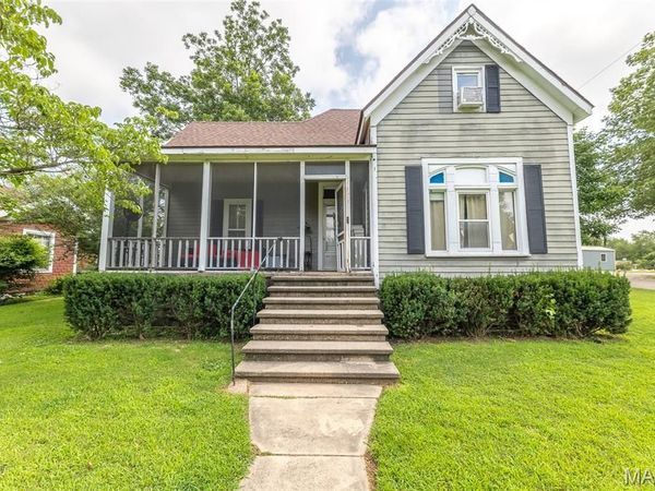 497 E Crumb Avenue , Puxico, MO 63960