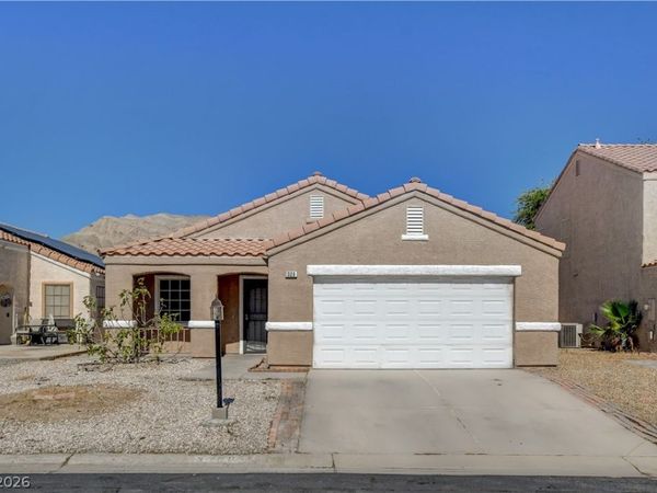 320 Searchlight Drive , Las Vegas, NV 89110