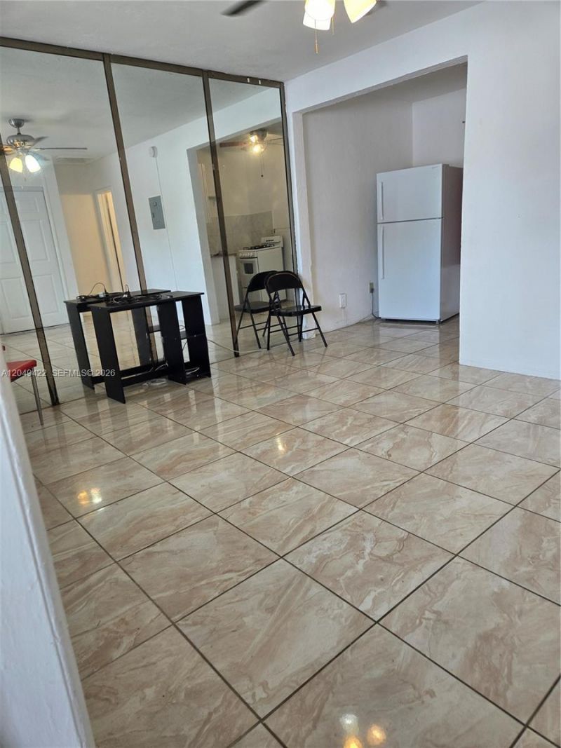 400 SW 21st Ave, Unit 3, Miami, FL 33135 Photo
