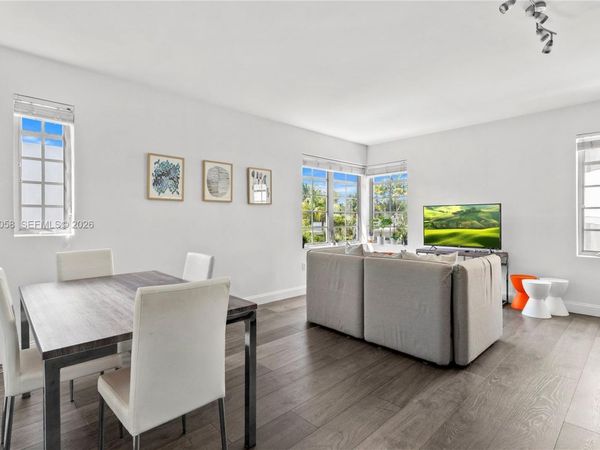 435 21st St , Unit 318, Miami Beach, FL 33139