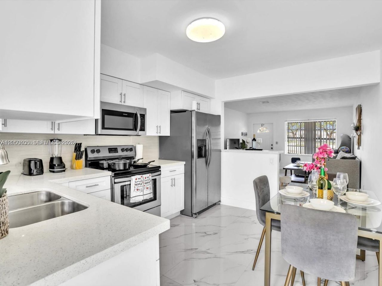 1092 SW 3rd St , Unit 1092, Hallandale Beach, FL 33009 Photo