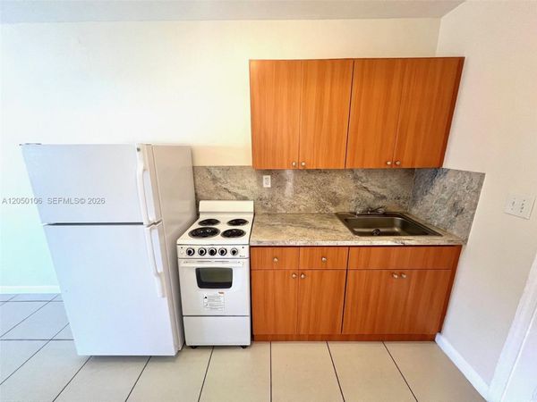 710 NE 85th St , Unit 14, Miami, FL 33138