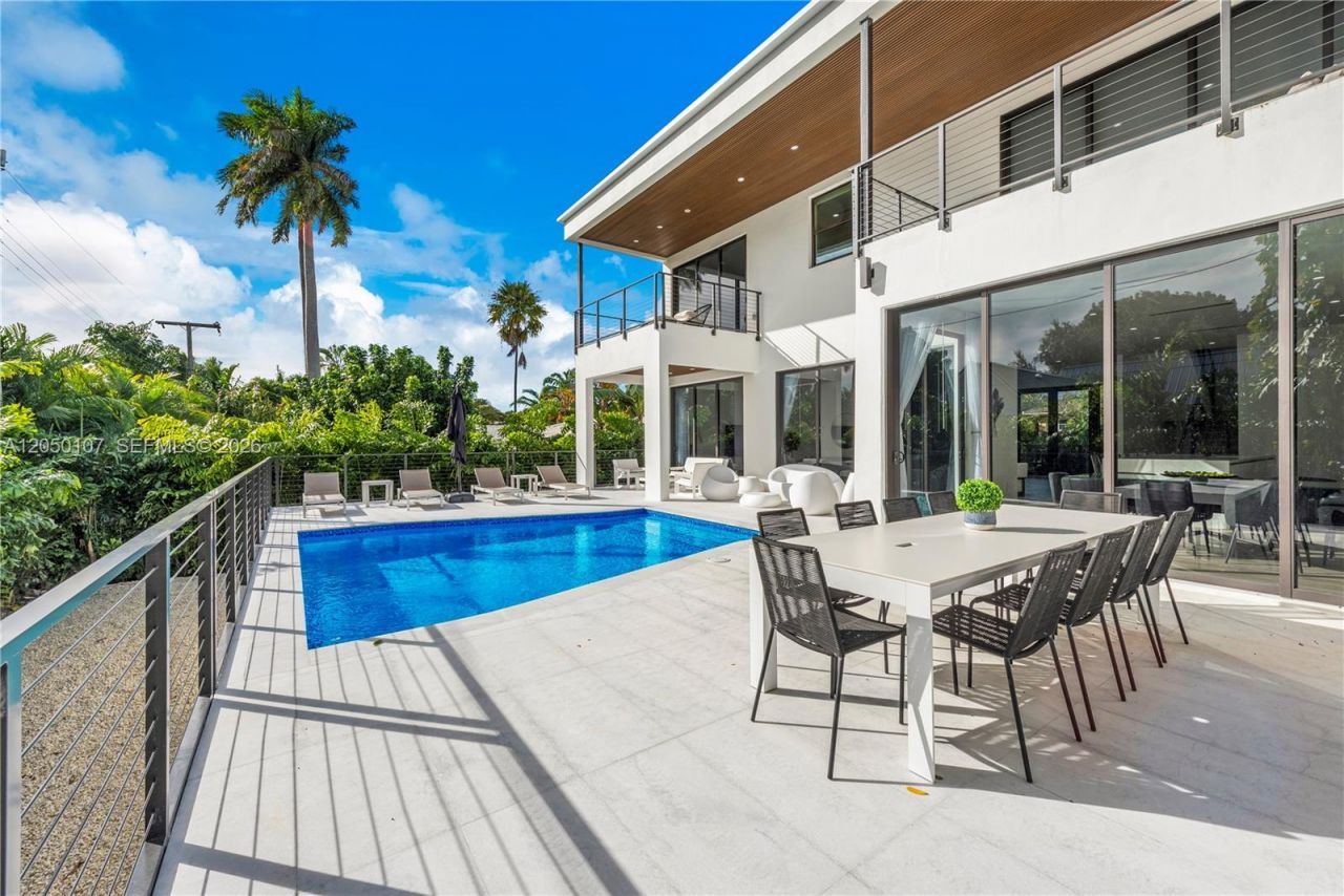 1276 NE 93rd St , Miami Shores, FL 33138 Photo