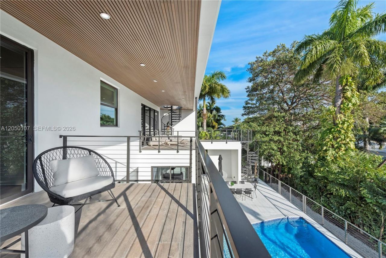 1276 NE 93rd St , Miami Shores, FL 33138 Photo