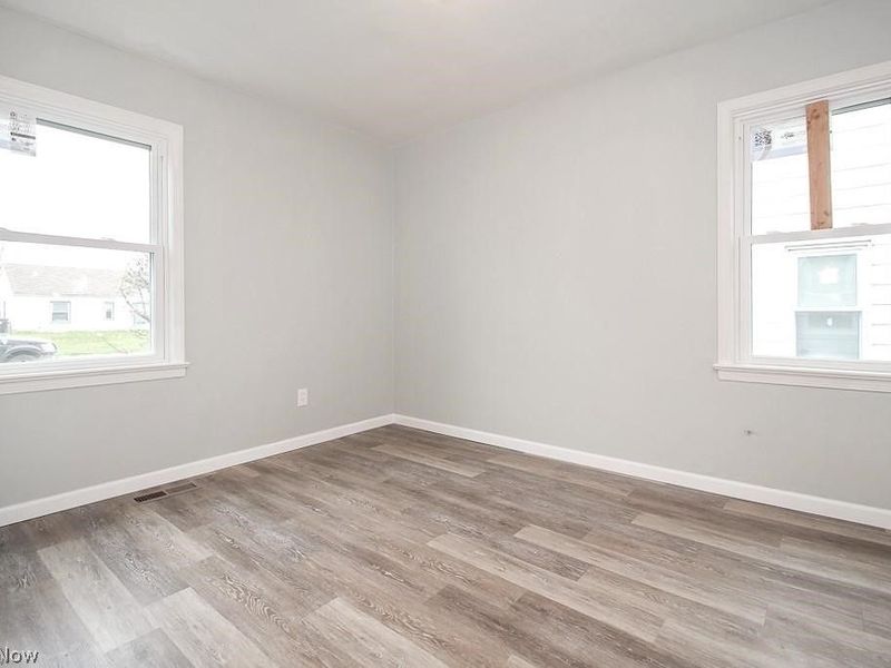 3905 E 189th Street, Cleveland, OH 44122 Photo 18