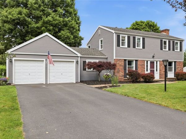 85 Deer Creek Road , Pittsford, NY 14534