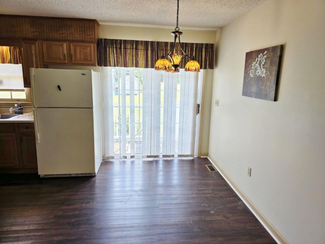 194 Brass Lantern Lane Photo 10