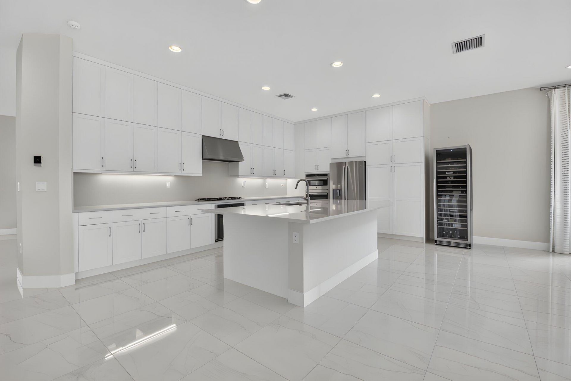 8270 Essex Country Club Drive, Boca Raton, FL 33434 Photo