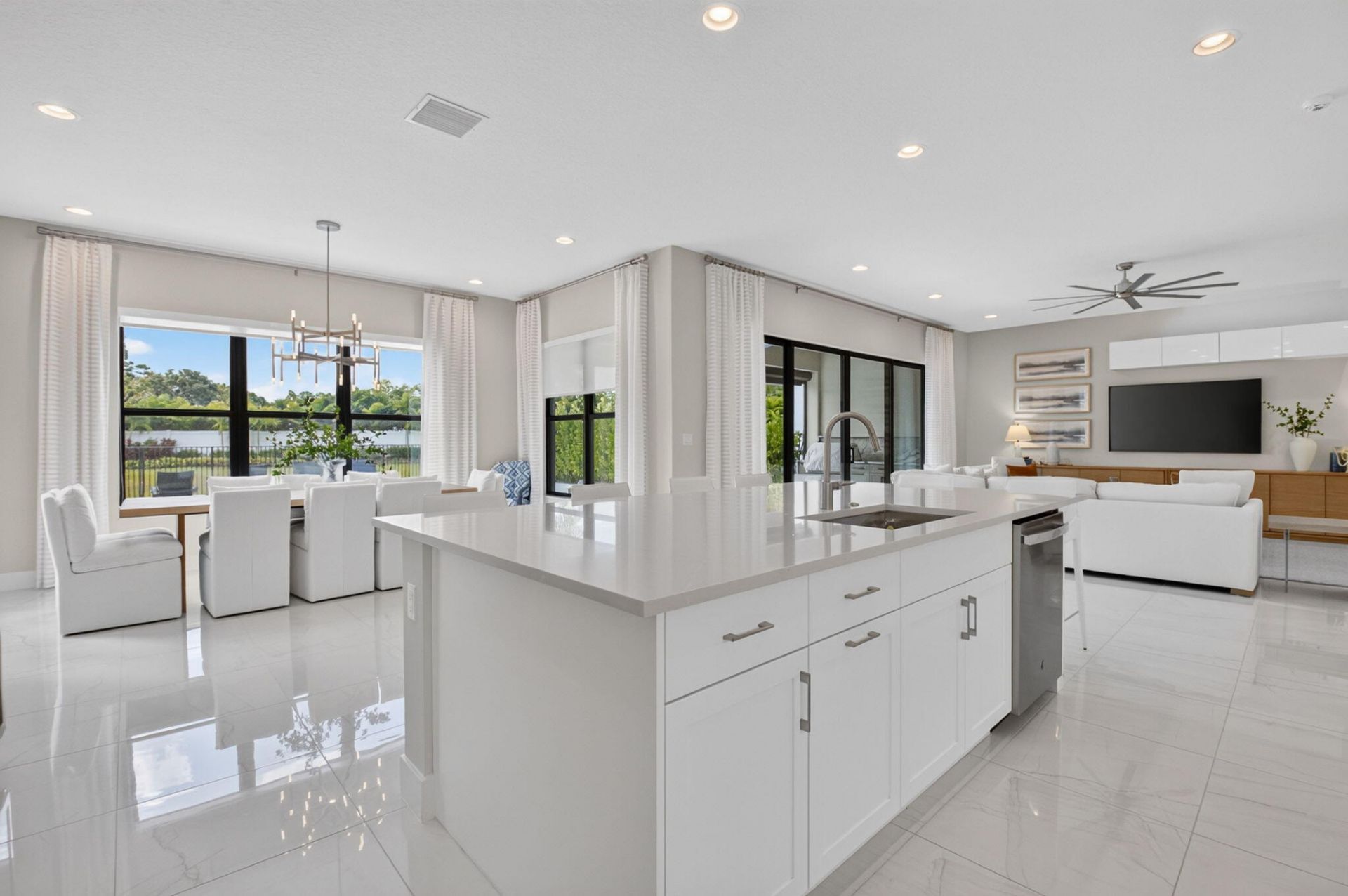 8270 Essex Country Club Drive, Boca Raton, FL 33434 Photo