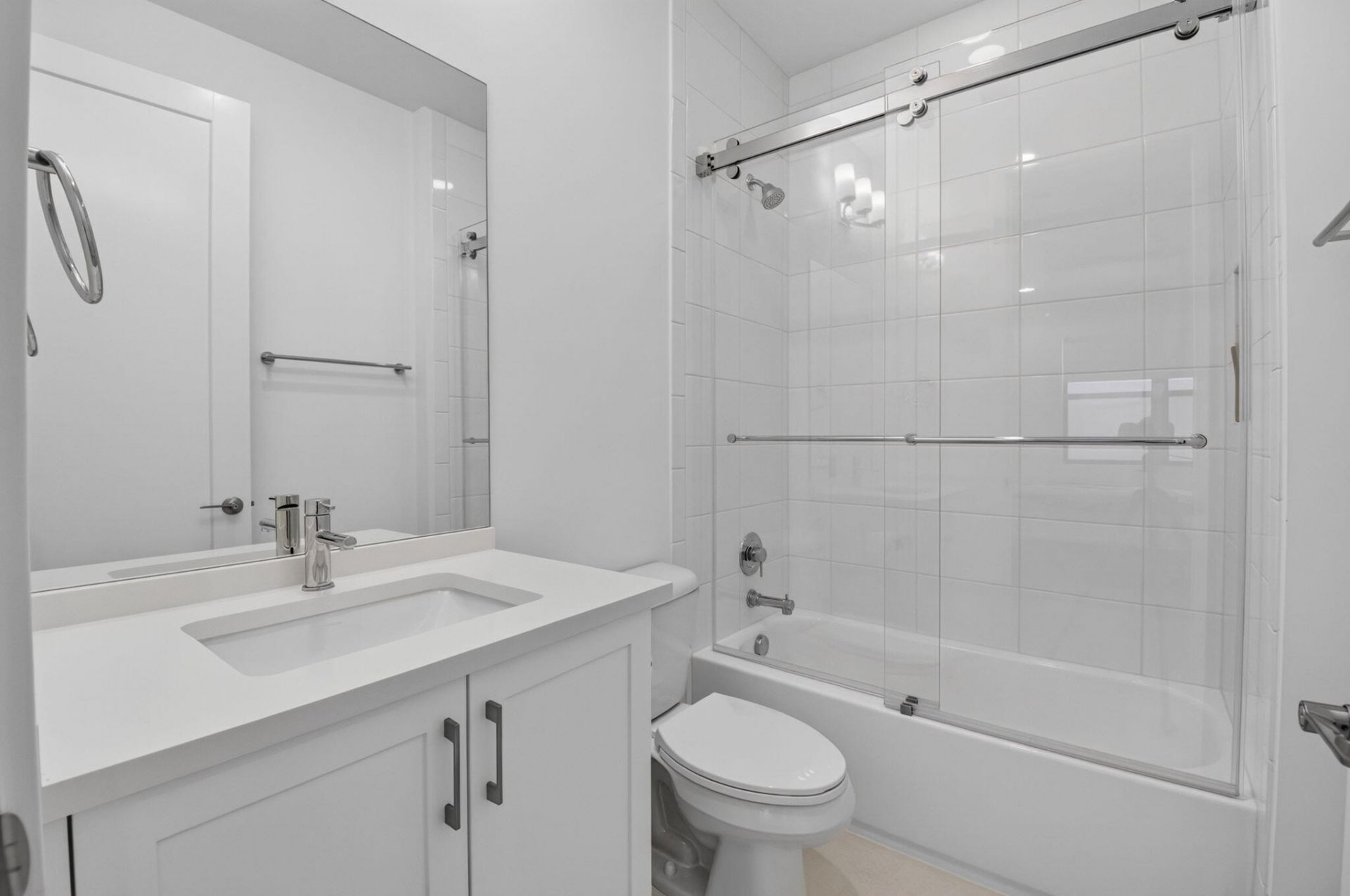 8270 Essex Country Club Drive, Boca Raton, FL 33434 Photo