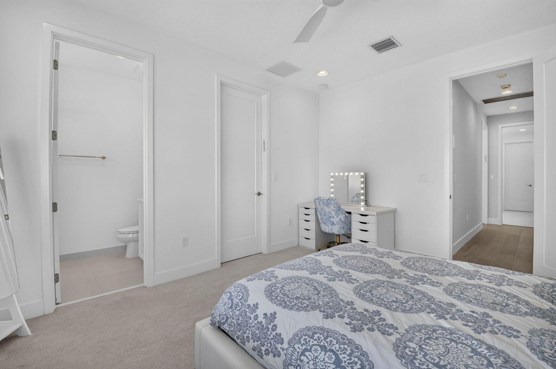 8270 Essex Country Club Drive, Boca Raton, FL 33434 Photo